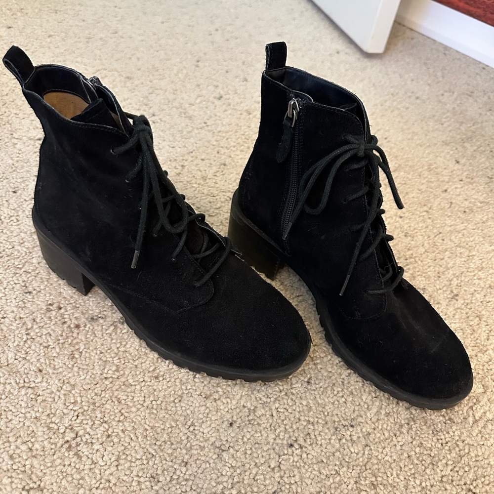 Black Boots Caslon Booties